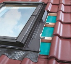 How to install a roof window