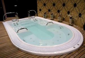 Spa pools with hydromassage