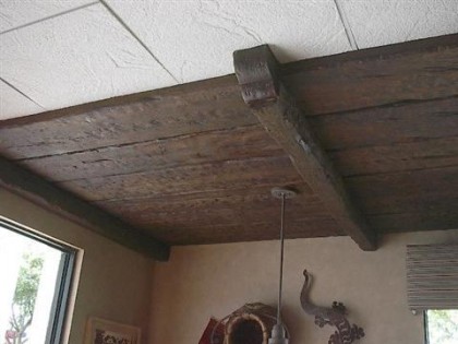 Wooden beams on the ceiling2