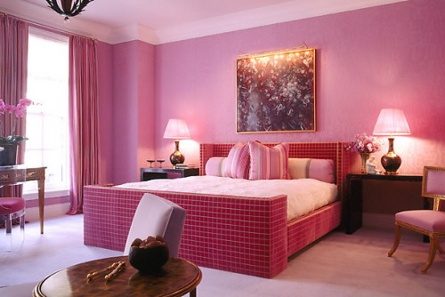 Как создать романтическую спальню?