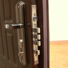 better to put locks on the metal entrance doors