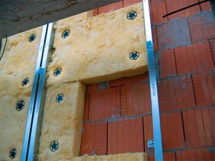 insulate the house facade minvatoy